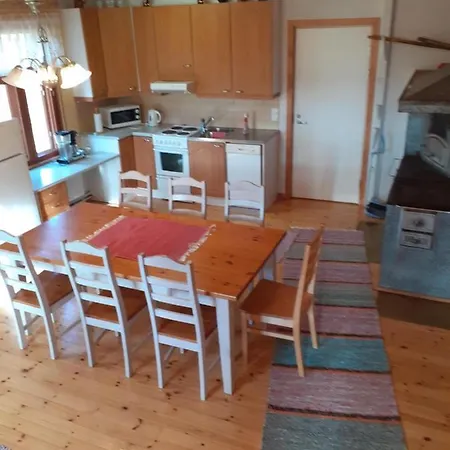 Karvisen Kissanpaeivaet Joensuun Laehellae Gasthof *