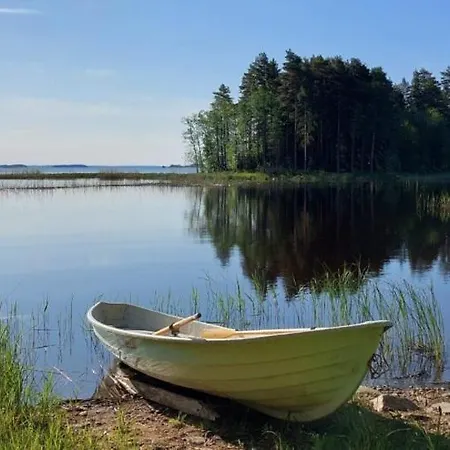 Karvisen Kissanpaeivaet Joensuun Laehellae * Ruokola